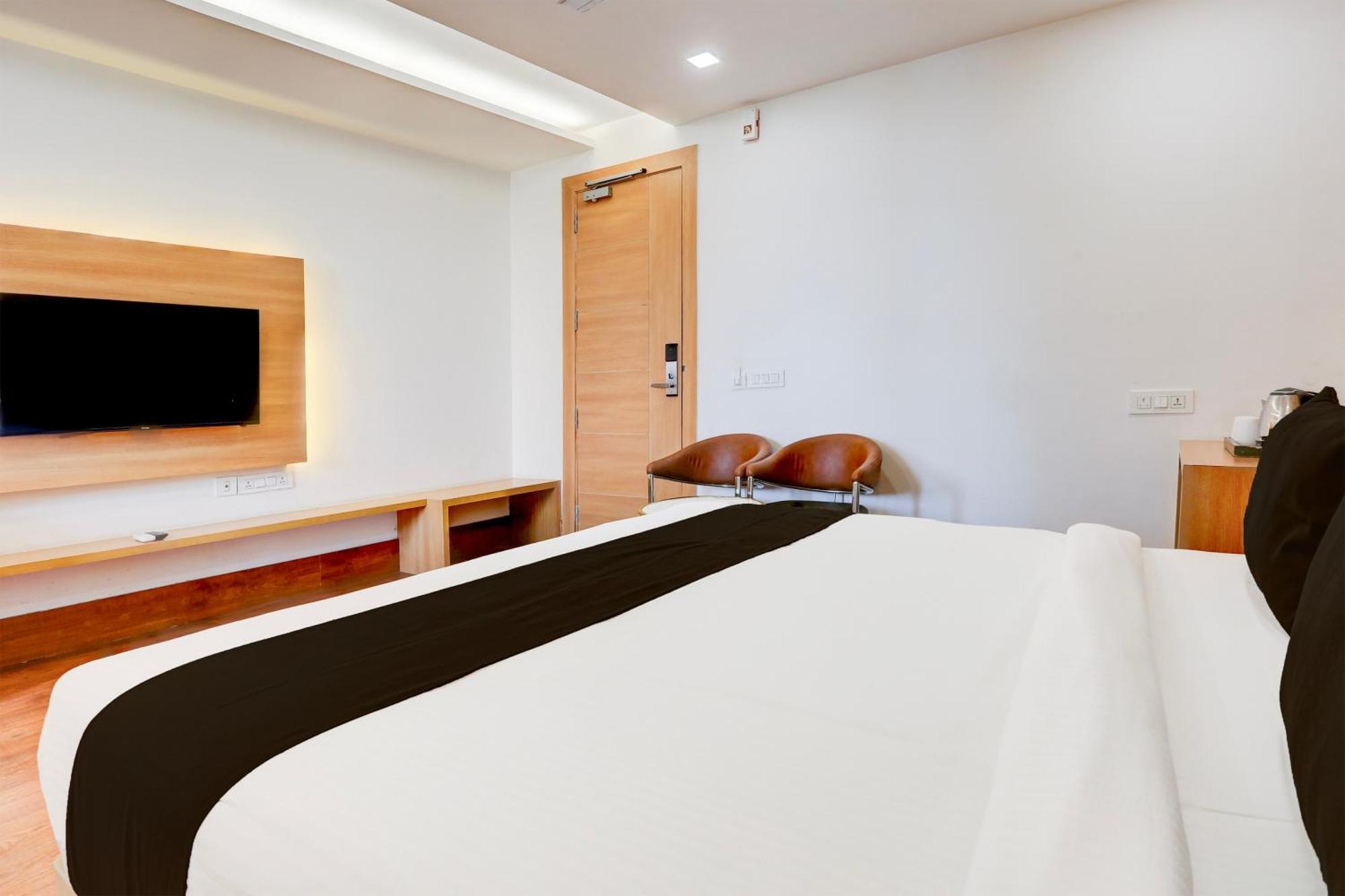 Palette Calista Premium Resort Samalkha Ngoại thất bức ảnh