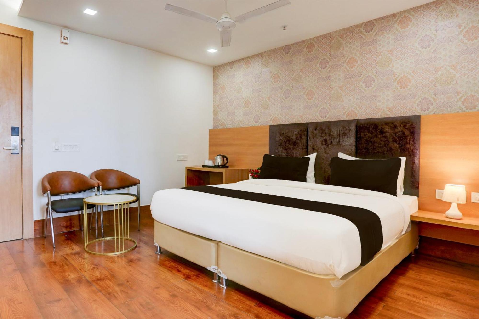 Palette Calista Premium Resort Samalkha Ngoại thất bức ảnh