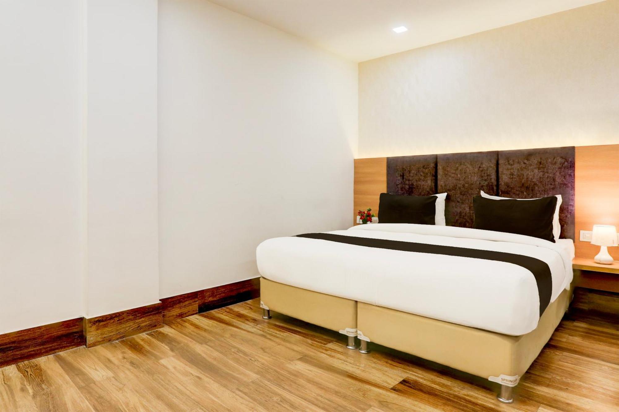 Palette Calista Premium Resort Samalkha Ngoại thất bức ảnh