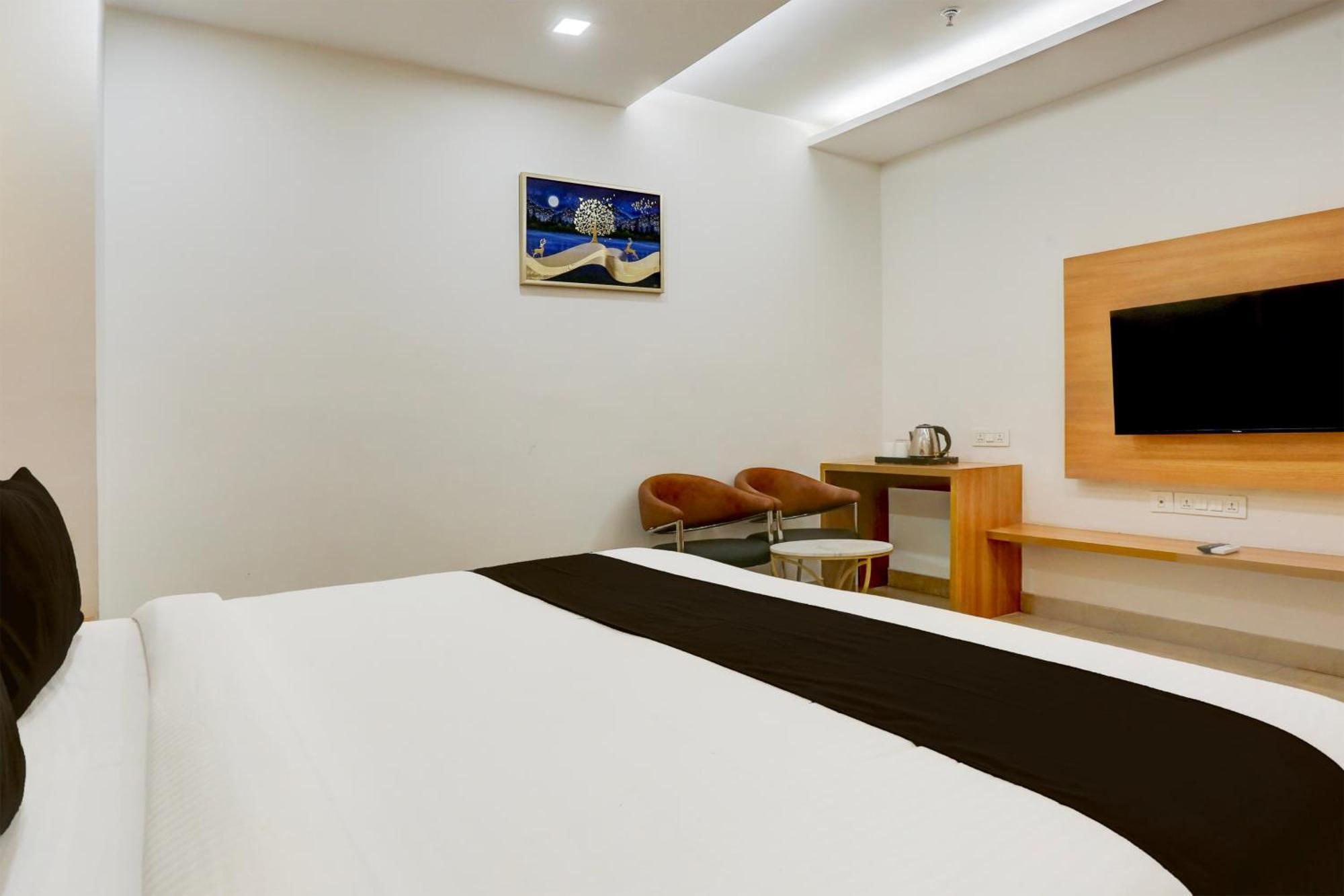Palette Calista Premium Resort Samalkha Ngoại thất bức ảnh