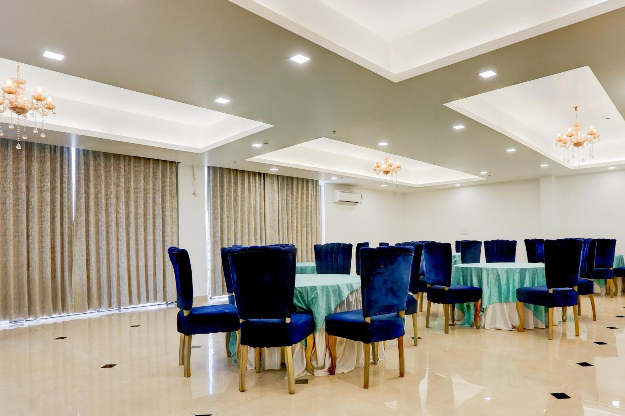 Palette Calista Premium Resort Samalkha Ngoại thất bức ảnh
